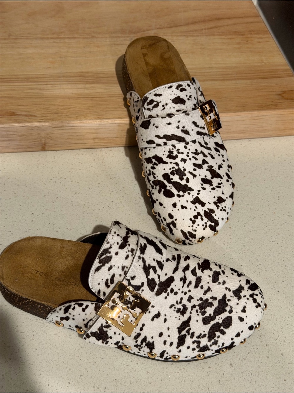 Tory Burch Womens Mellow Stud Ivory Animal Print Calf Hair Mules - Picture 7 of 11